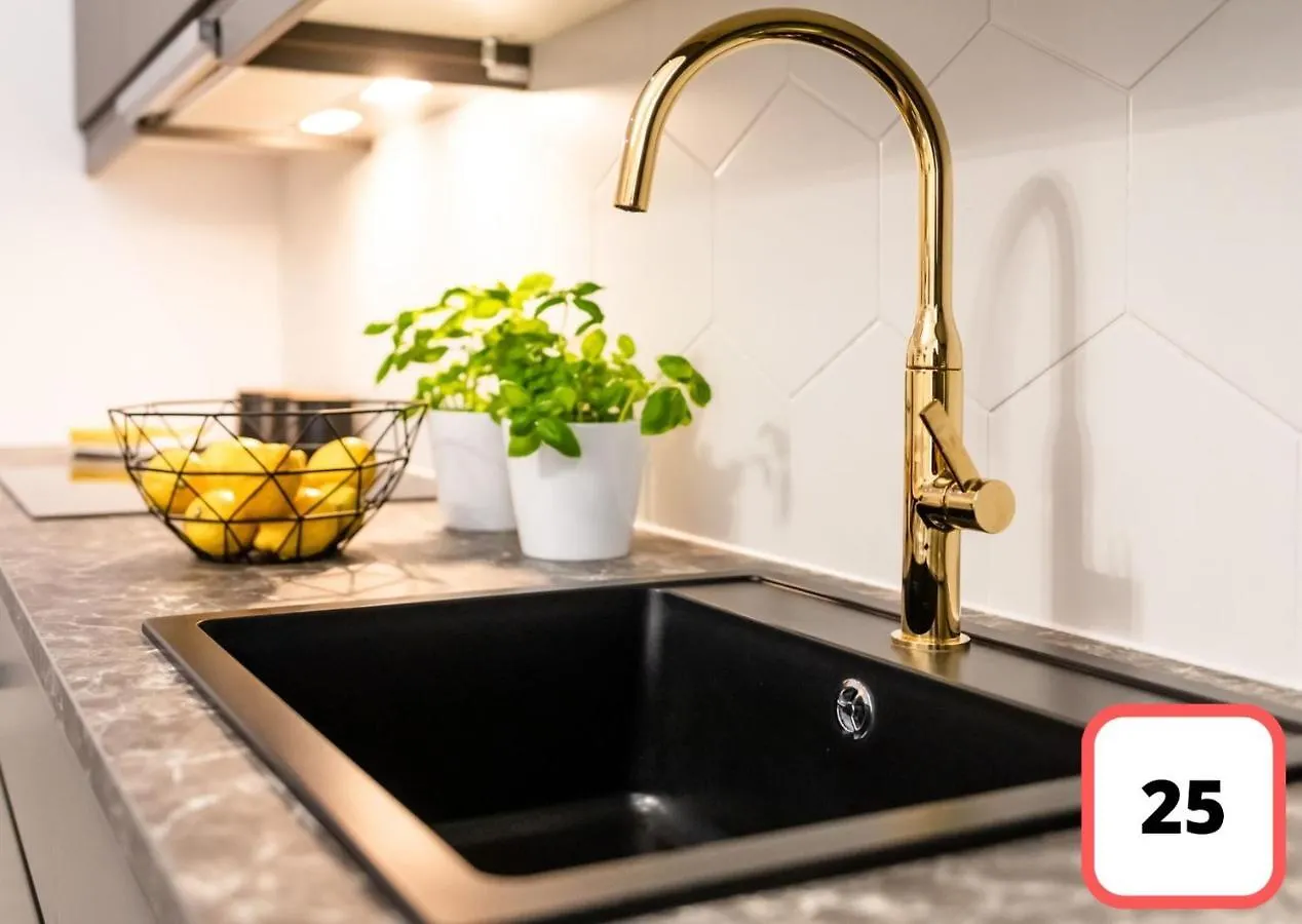 Sienna 41 Boutique Warsaw Apartments פולין