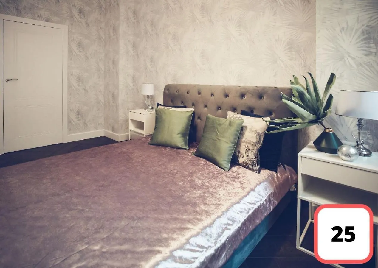 Sienna 41 Boutique Warsaw Apartments פולין