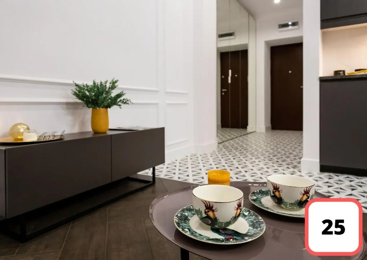 Sienna 41 Boutique Warsaw Apartments פולין